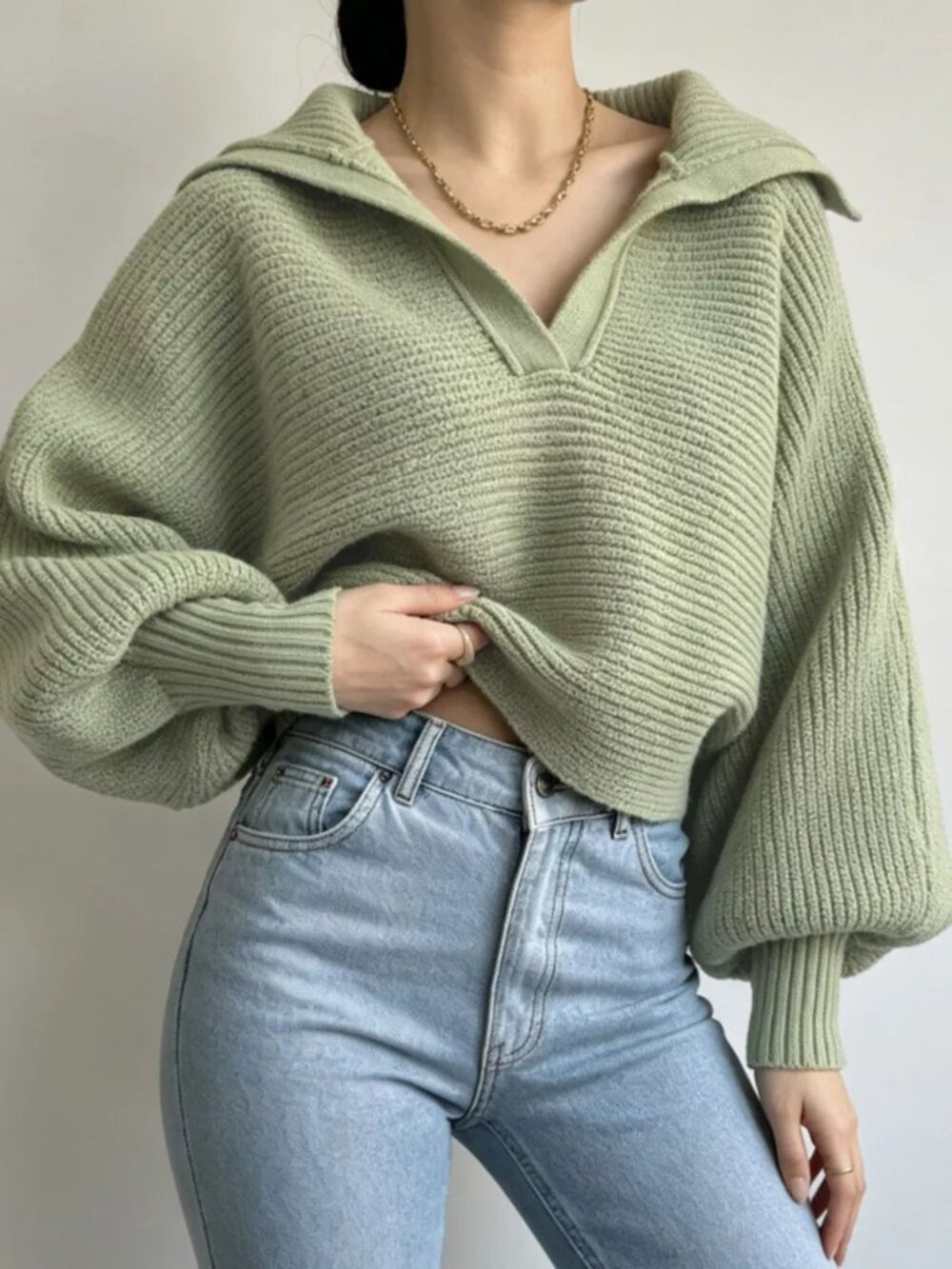 Oversized Collar Ribbed Cropped Sweater - Picture 5 of 5